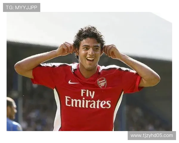 吉尔贝托盛赞枪手阵容:首发替补皆融于队 吉尔贝托盛赞枪手阵容:首发替补皆融于队