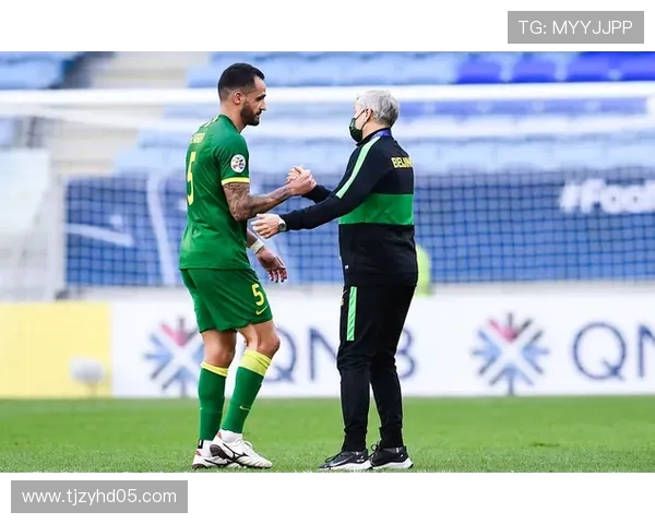 拜仁世俱杯生死战前陷雷暴困局!奥兰多机场滞留超 1 小时,将帅齐心破局待飞 拜仁世俱杯生死战前陷雷暴困局!奥兰多机场滞留超 1 小时,将帅齐心破局待飞