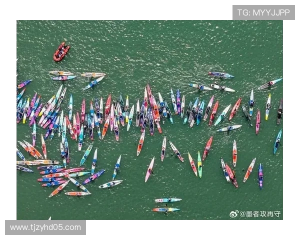 杨浦新江湾逐浪:2025 中国桨板球公开赛热力启幕 杨浦新江湾逐浪:2025 中国桨板球公开赛热力启幕